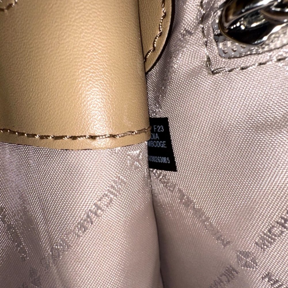 Michael Kors Hamilton Medium Satchel Crossbody Bag/Wallet Option Camel NWT Women - Picture 8 of 13